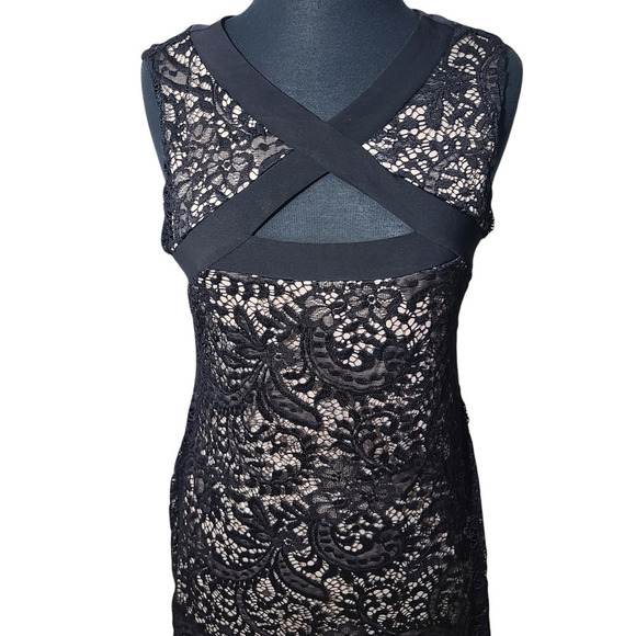 Love fast live hard lace black dress key hole sleeveless sz L - Picture 4 of 8